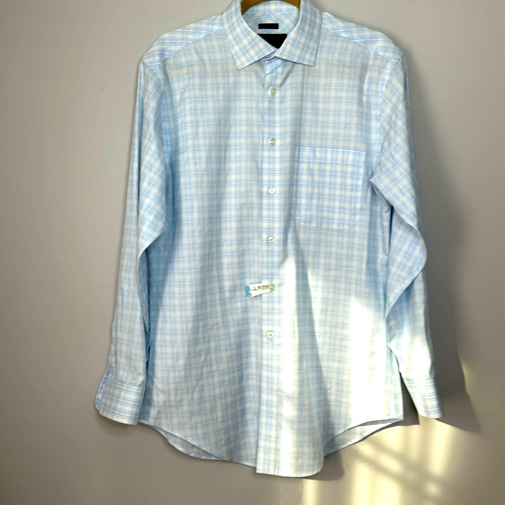 JoS Banks Reserve No Wrinkle Tailored Fit blue & white 100% Egyptian cotton 16.5